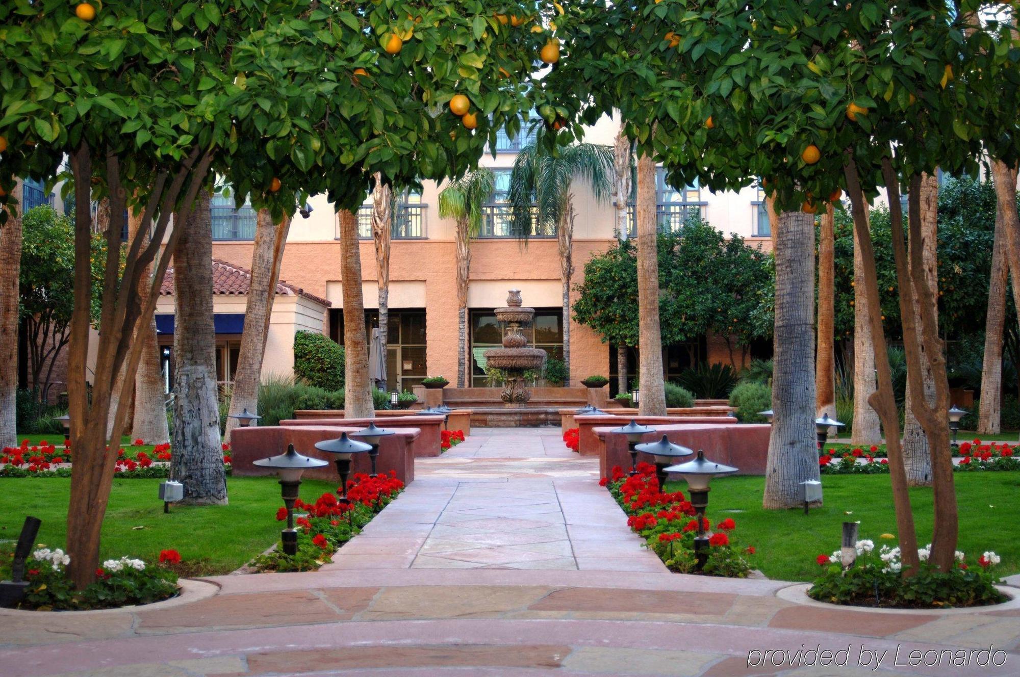 Hotel Tempe Mission Palms- Destination Fee Includes Parking Exterior foto